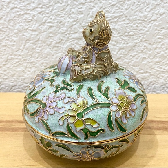 Vintage NYCO Nikki Yassaman Green Bear Trinket Box Faberge Enameled Art Figurine - Picture 6 of 13